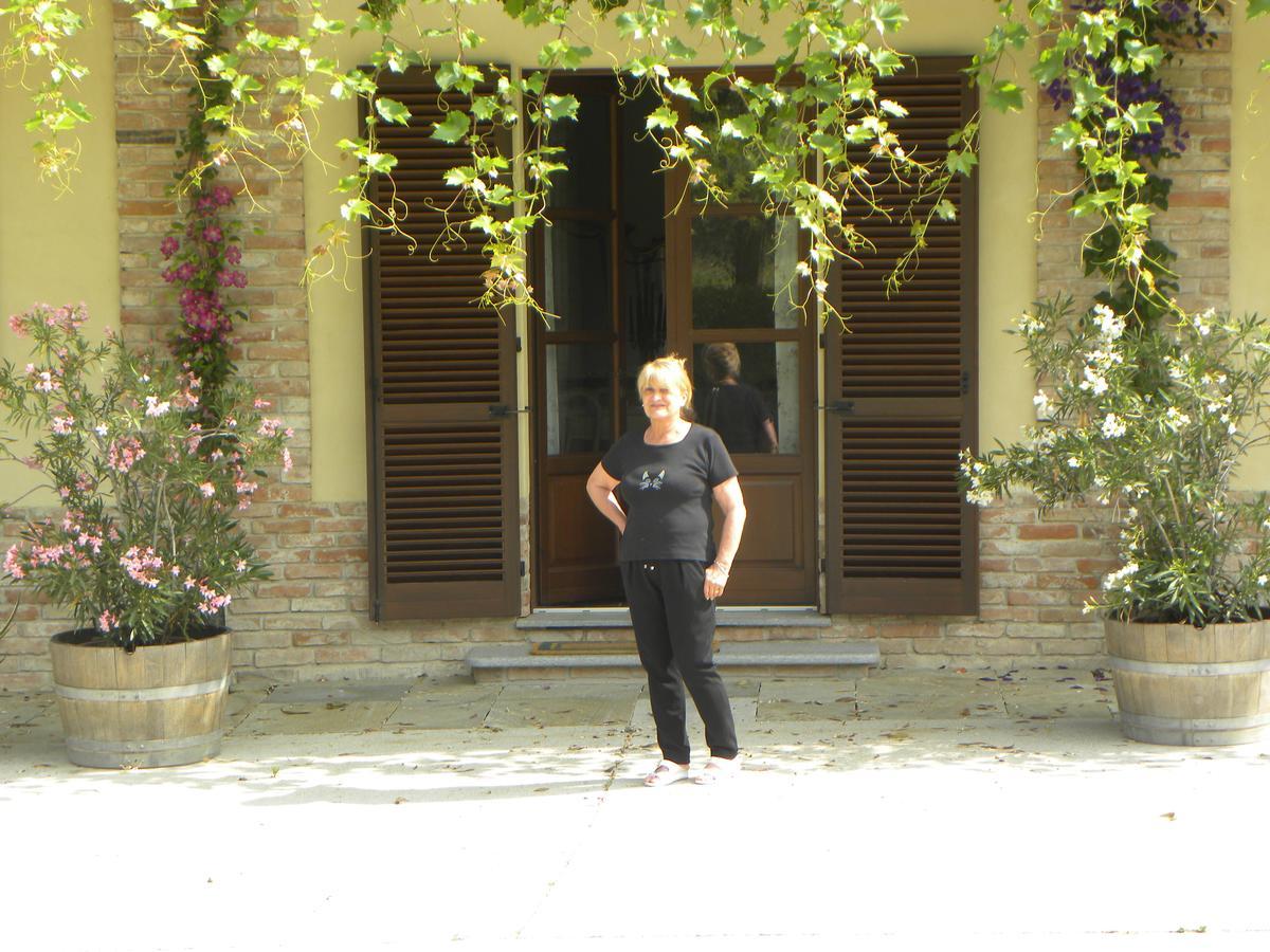 Agriturismo Tre Stelle Barbaresco Exteriér fotografie